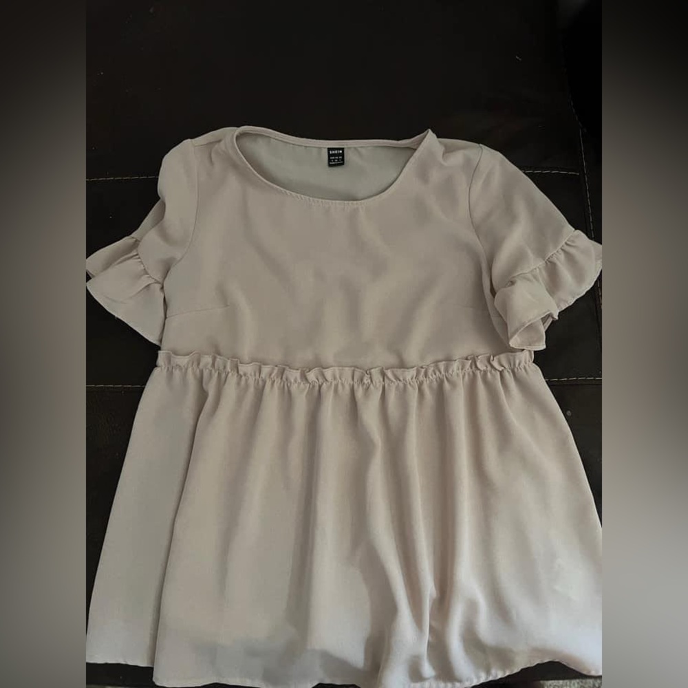 SHEIN maternity top, size medium, cream